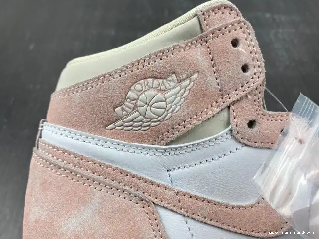 Rep Husky Jordan (Women's) Washed OG Retro Pink 1 FD2596-600 High Air 0419